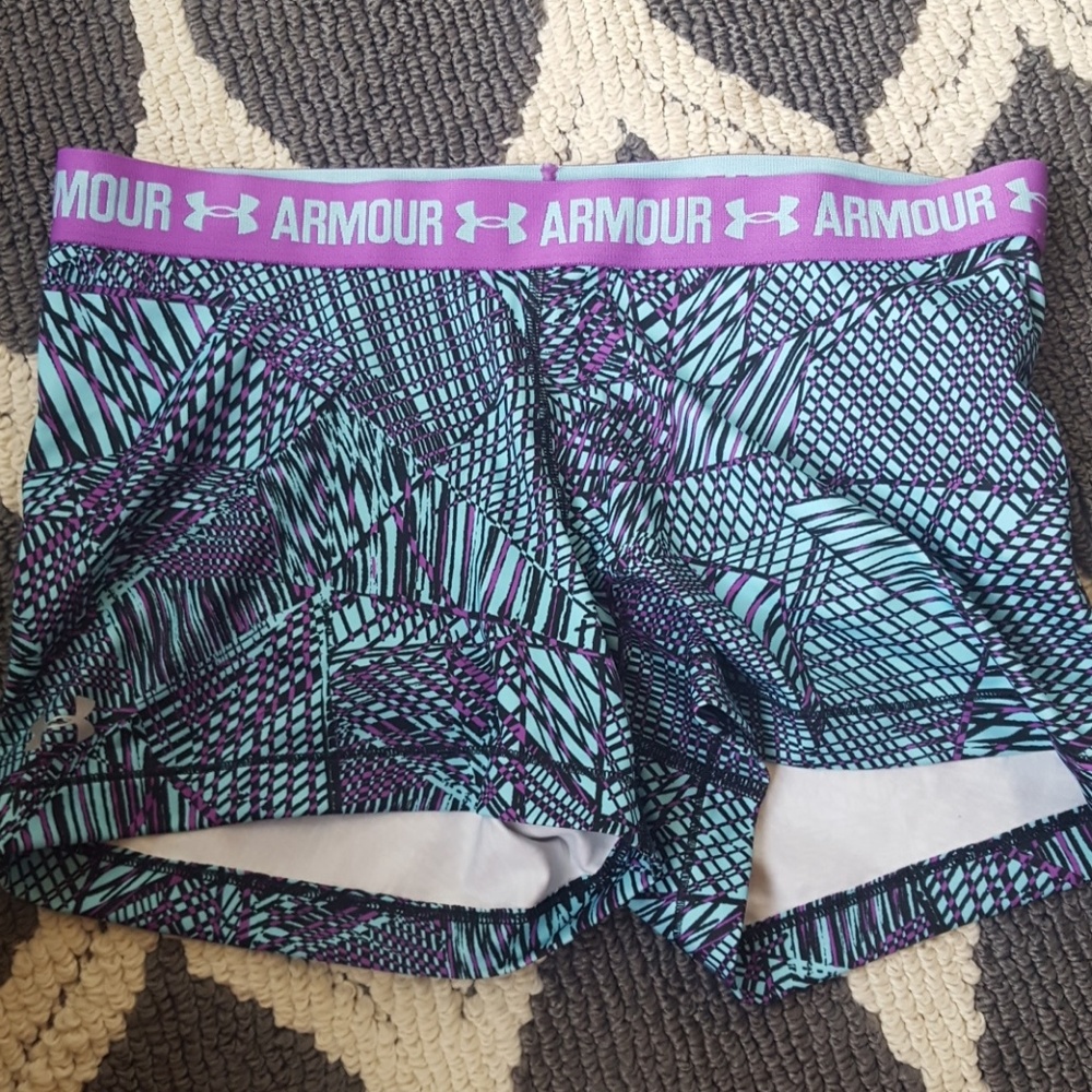 Underarmor spandex basically new!